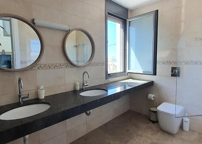 Demiris At Vrachneika Vila