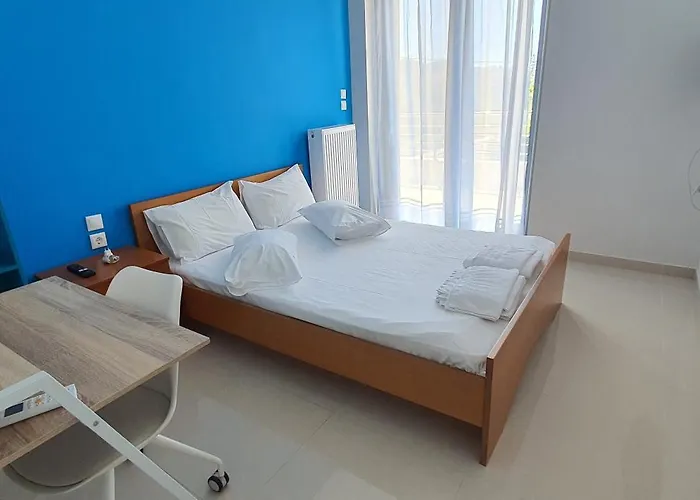 Demiris At Vrachneika Vila